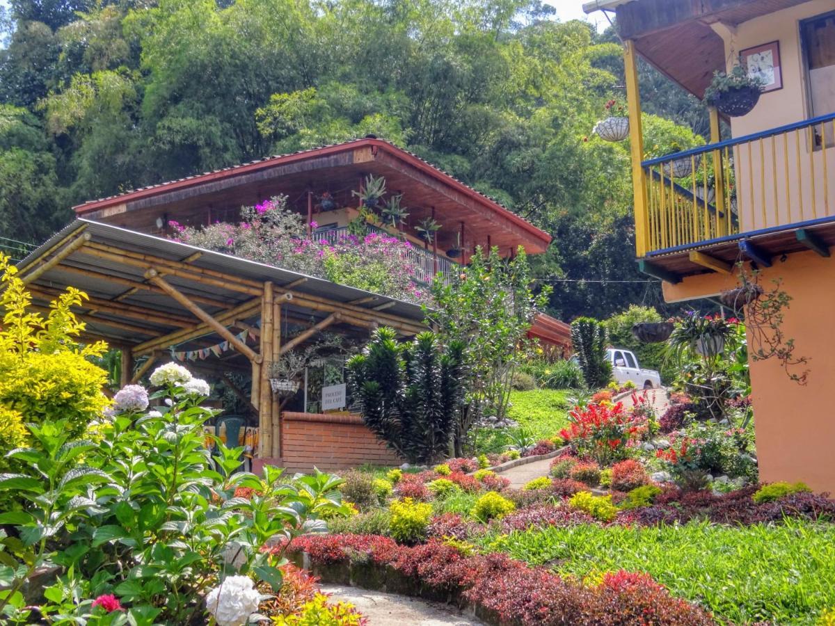 Finca Turistica Los Rosales Pereira Esterno foto